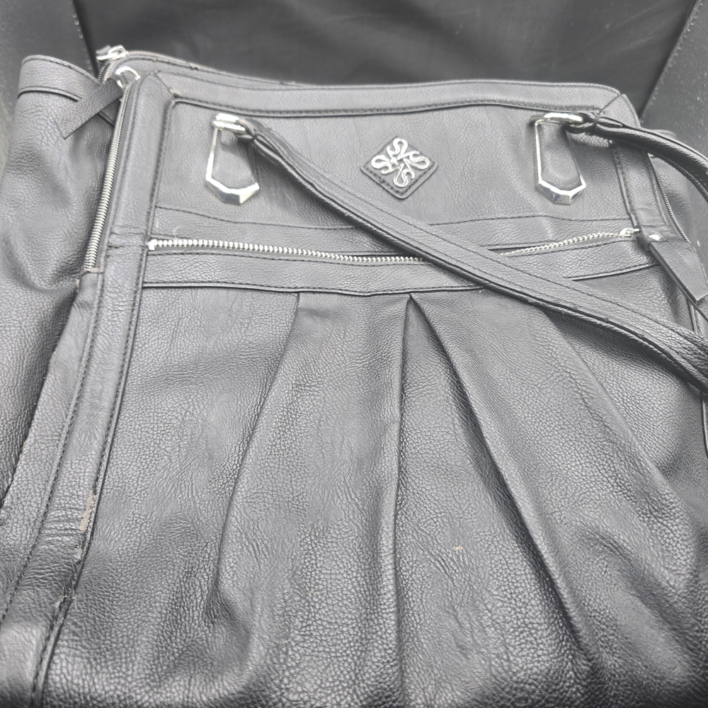 Vera Wang Gray Leather Handbag - Picture 1 of 7